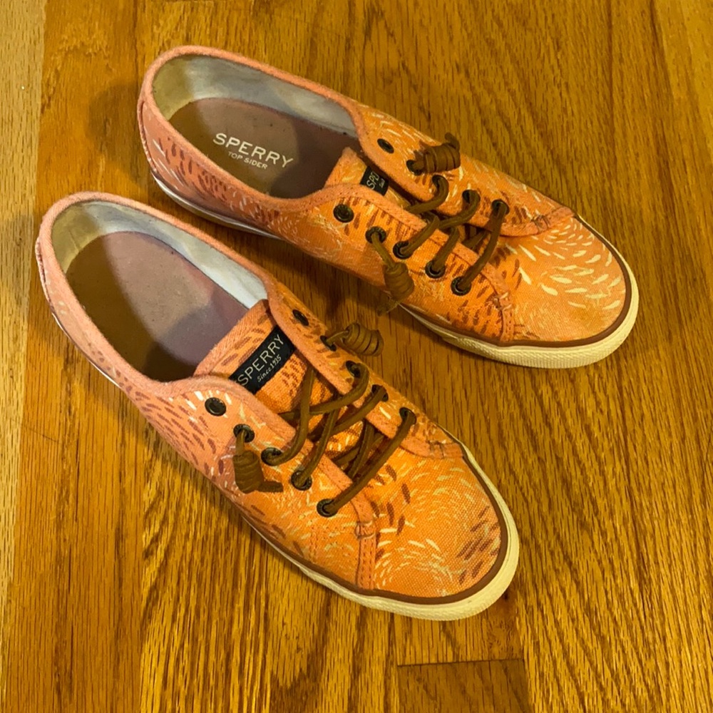 Coral sperry shoes